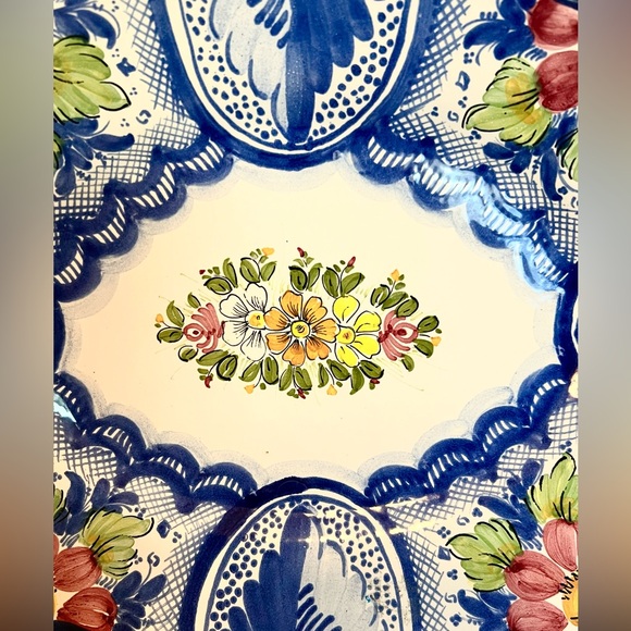 Vintage Handcrafted/Handpainted Spanish/Mediterranean Sevilla Decorative Plate - Picture 2 of 7